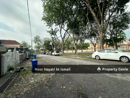 Shah Alam, Sect 19, 2sty House Corner for Sale RM830k