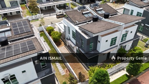 [HOT AREA] SEMI-D 2TINGKAT LAKESIDE P4 KOTASAS, KUANTAN