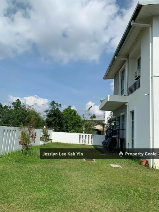 Frangipanni Villas, Kota Seriemas Nilai