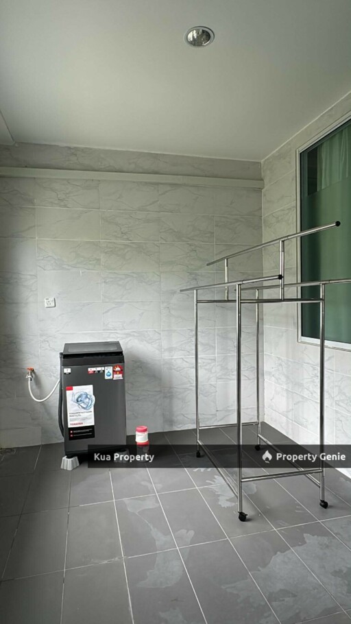 Room with Attached Bathroom For Rent! Located at Stapok, behind HK Square
