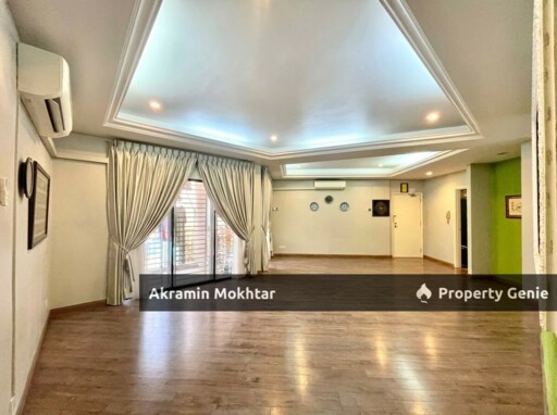 FREEHOLD, GROUND FLOOR, FACING POOL & 1 PARKING | Catalina Villa Condominium