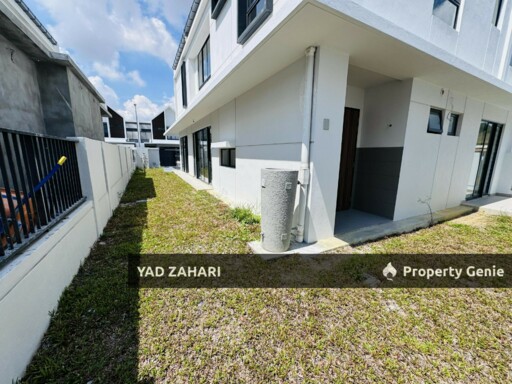 Elmina Green 8, Shah Alam | 2-Storey Semi-D 4+1 Rooms | RM1.8M - 10ft Extra Land at Side & Backyard and Centre of Elmina