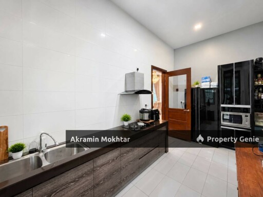Freehold | 3-Storey Bungalow with Lift, Subang Heights East, Subang Jaya