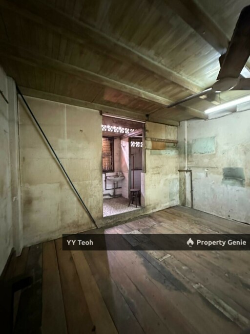 Jonker Street Lorong Jambatan 2.5 Storey Shoplot