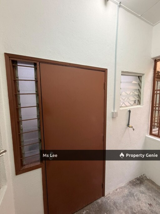 2nd Floor Shop Apartment-Taman Sementa Utama @ Klang-Ready Now