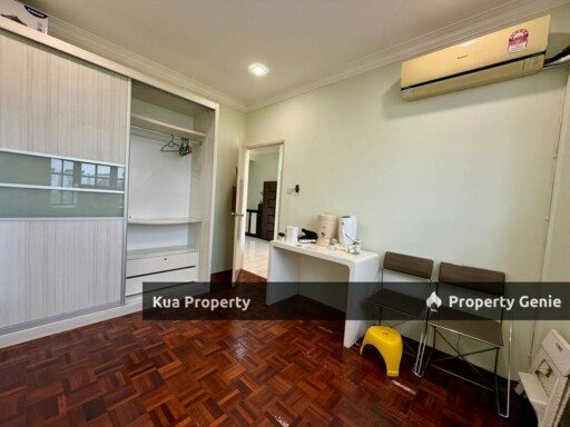 Lee Ling Villa Walk Up Apartment for Rent!
