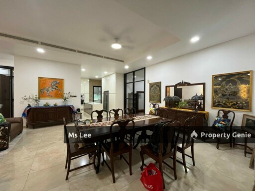 The Pearl @ KLCC - Good for investment Roi 4.5% - Sale below bank value Rm300k