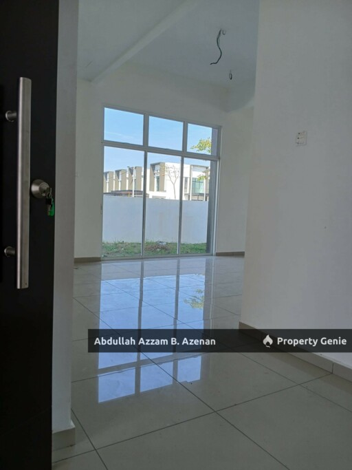 Double Story Corner Lot ‼️ Taman La Casa Lunas