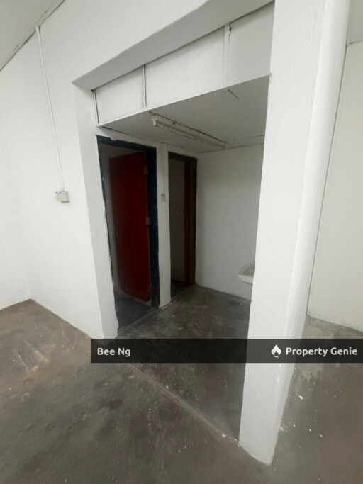 Jalan Satria @Taman Sri Yaakob / 1.5 Storey Terrace Factory Light Industry for Rent