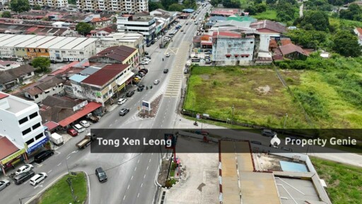 Kampung Enam Commercial Land for Rent !! Mainroad Side !!