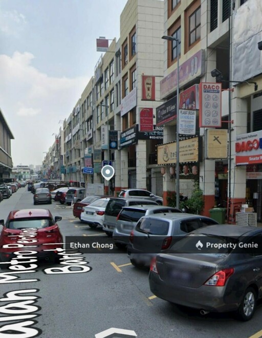 Office For Rent At Taman Usahawan Kepong, Kepong