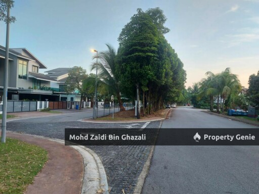 Corner Double Storey Terrace at Bukit Jelutong, Selangor