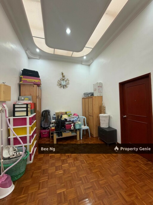 Taman Perling / Jalan Layang / Double Storey Terrace 22x76 / G&G