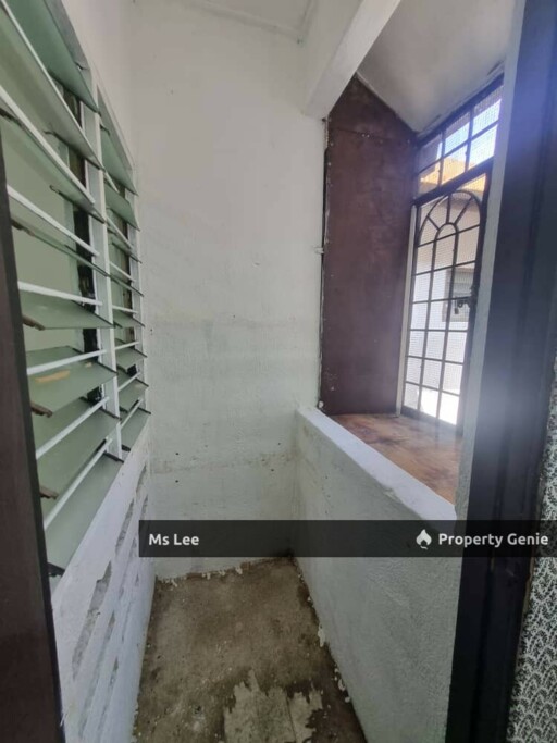 1st Floor Town House @ Taman Kajang Utama - Sale Below Bank Value Rm30k