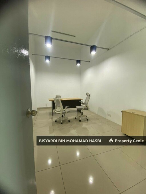 2 UNIT SIDE BY SIDE, WAREHOUSE RCI PARK RAWANG CORPORATE INDUSTRIAL PARK, RAWANG .
