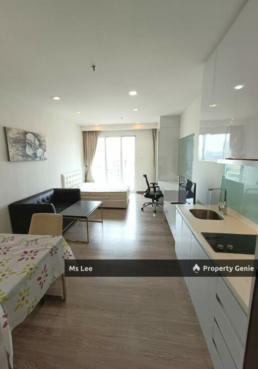 The One Bukit Ceylon (Ramada KLCC) @ Bukit Bintang -Near Monorail Raja Chulan, level 25 Studio, Good for investment