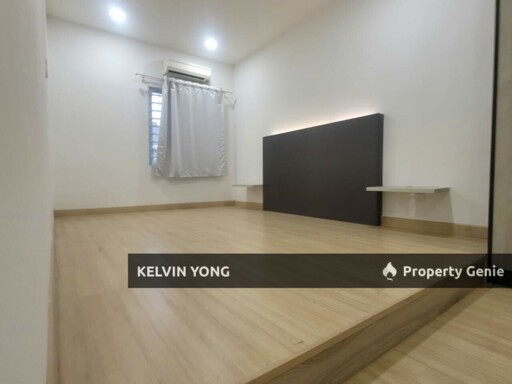 Saron 1 - Partial Furnished 2-Storey Terraced For Sale near Setia City Mall