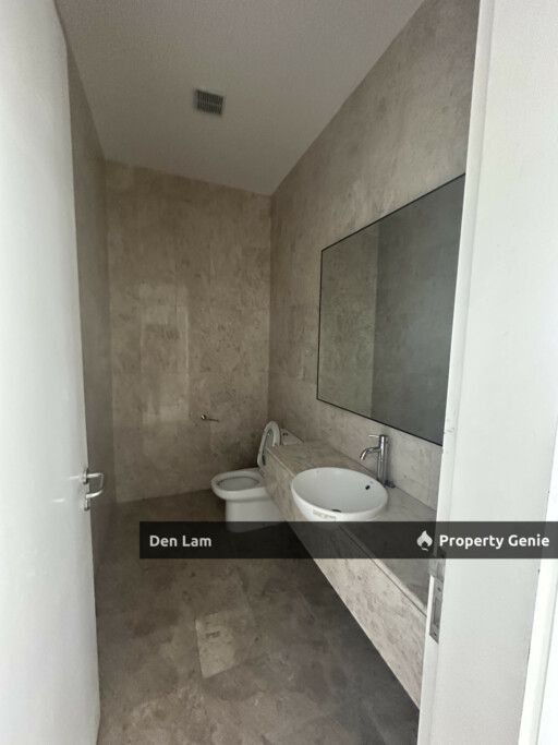 K Residence KLCC Rare Penthouse for sale !!