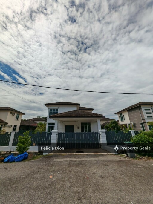 Krubong Perdana 1.5 Storey Bungalow with Attic For Sale🏕️ BELOW VALUE
