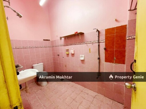Single Storey Taman Pelangi Semenyih | Freehold | Well Maintained