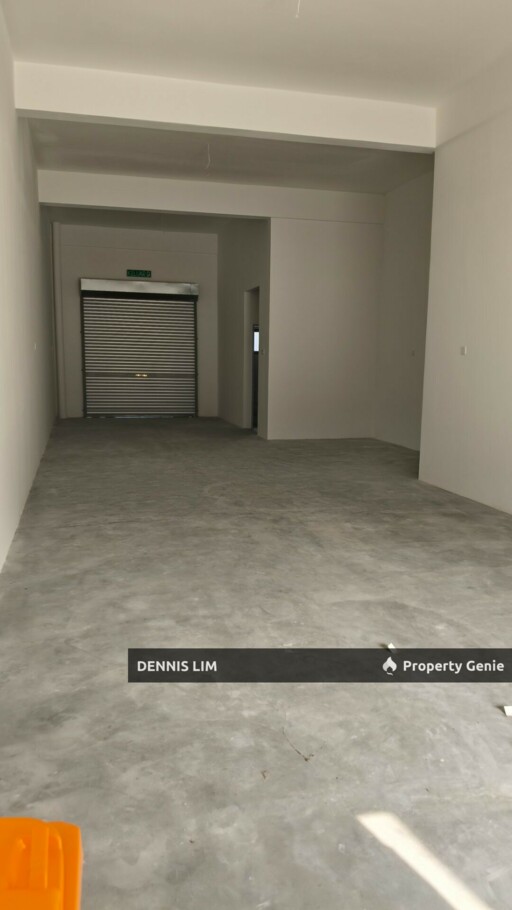 Kundang 2 Storey Shop Lot For Rent