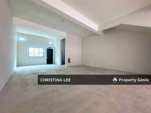 Double Storey Shoplot For Rent