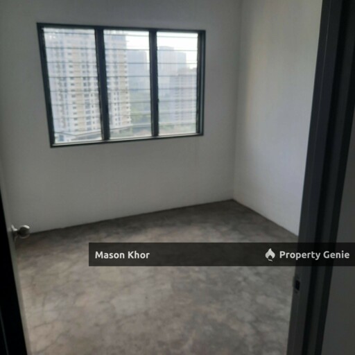 MERCURY APARTMENT MIDDLE FLOOR SEAVIEW 775sf 1CP ORIGINA UNIT TELUK KUMBAR