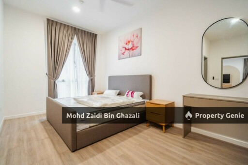Fully Furnished 3 Bedrooms Condo @ Lakefront Resident