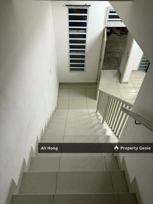 Kangkar Pulai / Pulai Indah / Double Storey / 4bedroom / Partially Furnished