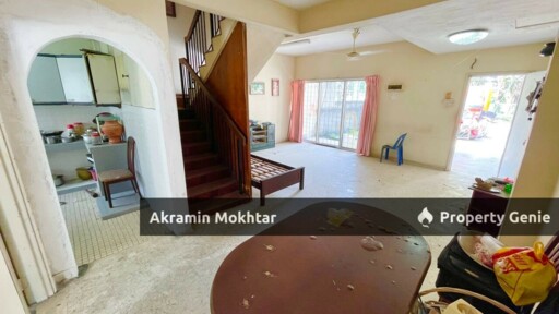 FREEHOLD &  NEAR MRT | Double Storey Taman Serdang Raya Seri Kembangan Selangor