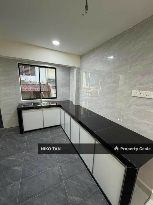 [UNBLOCK VIEW]2-Storey Jalan Lembah, Taman Desa Jaya For Sale