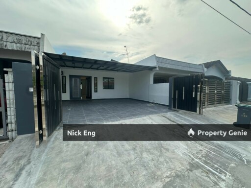 Tebrau Taman Johor Jaya Jalan Teratai Single Storey Terrace House ( Fully Renovated )