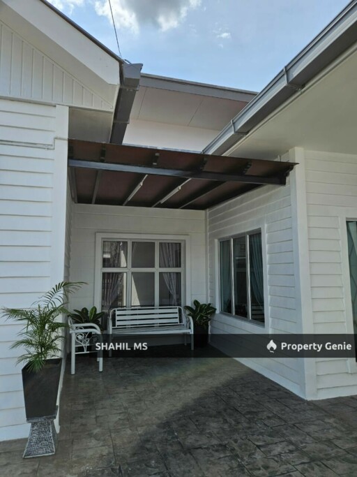 sp0092 || KLUANG JOHOR || TAMAN SERI LAMBAK || RUMAH TERES SETINGKAT || CORNER LOT INTERNATIONAL LOT || 7113 SQFT || RM1,650,000
