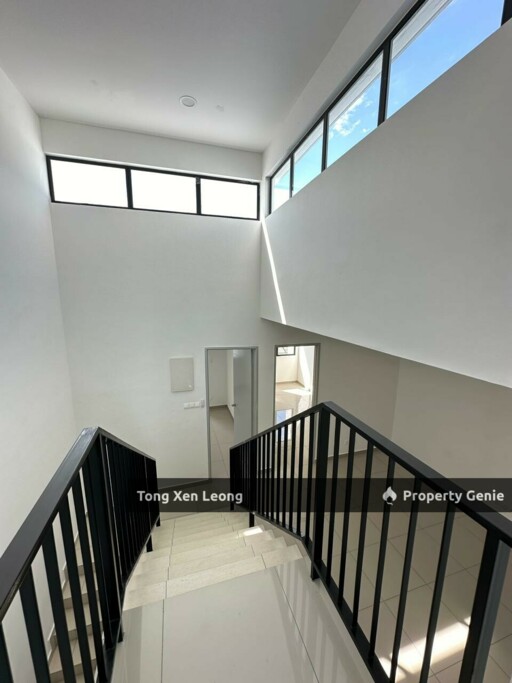 Freehold 2.5 Storey @ Bukit Cheng For Sale !!
