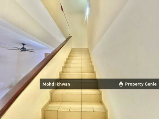 2 Storey House Alam Nusantara Hot Area