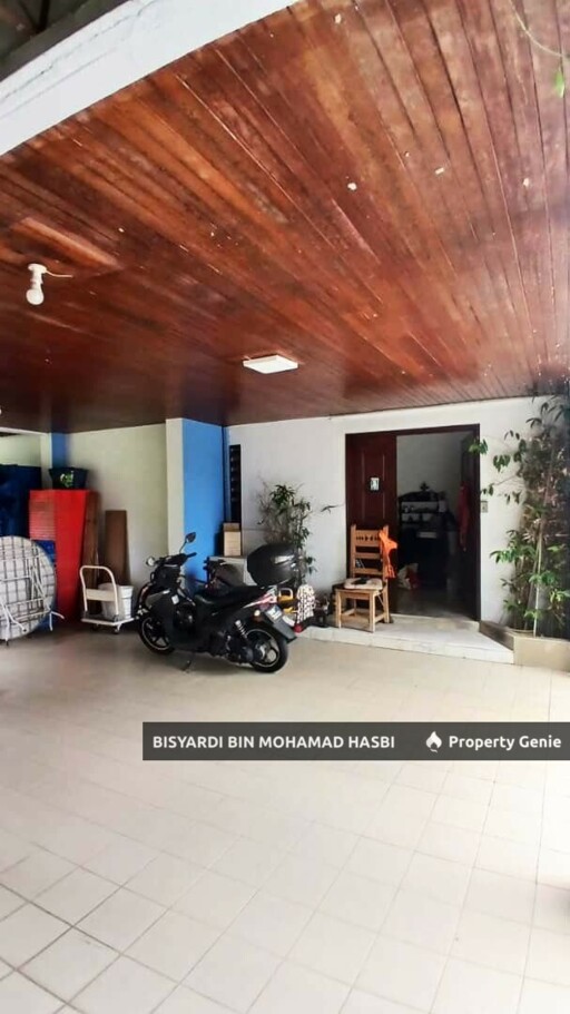 2 Storey Bungalow Bukit Gasing, Petaling Jaya .