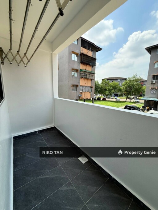 [RENOVATED]Geharu Flat Taman Rinting Masai For Sale