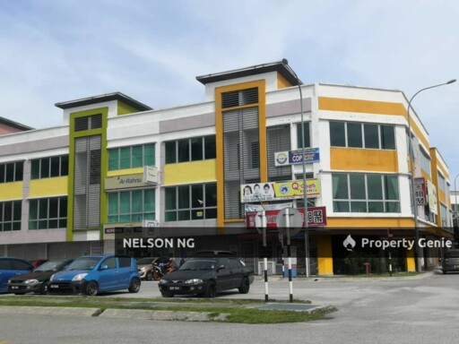 PD WaterFront Corner Office