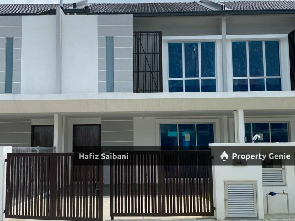 Double Storey Terrace Kota Bayuemas Klang