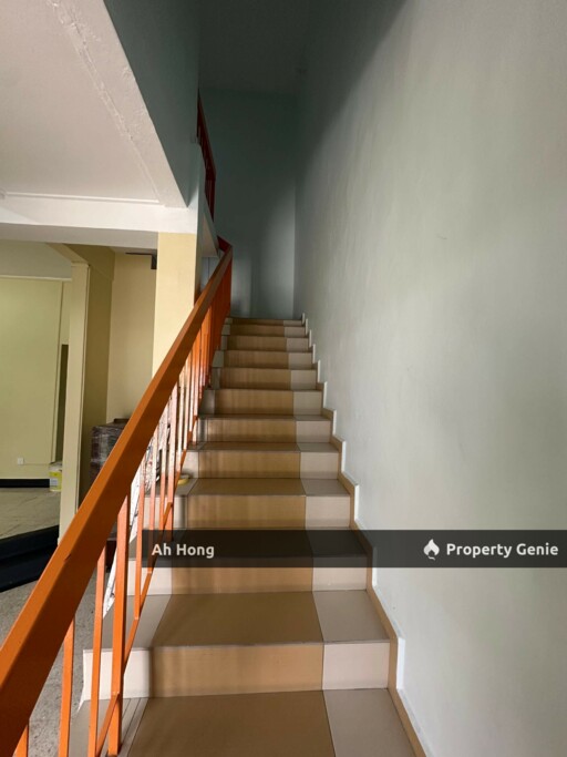 Permas Jaya / Double Storey / 4bedroom / Partially Furnished