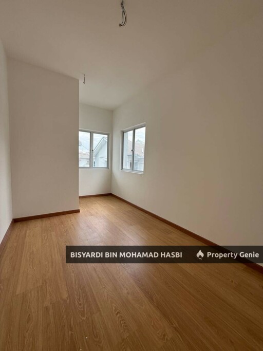 Facing Open 2 Storey Terrace House @ Albury 2, Lenggeng, Mantin. (Gated & Guarded)