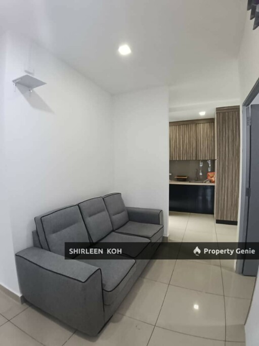 Female Room for Rent at Austin Regency @ Taman Mount Austin
