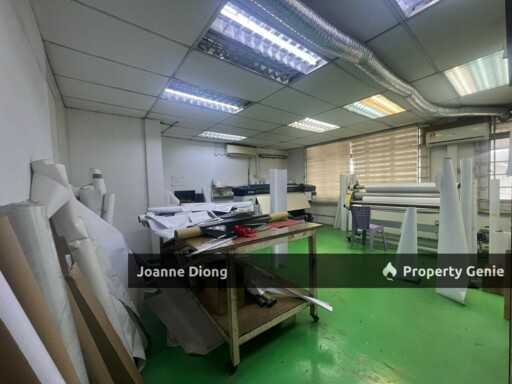 TAMING JAYA 2 Adjoining 1 and Half Storey Factory