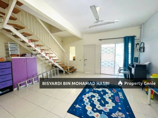 RENOVATED 2 STOREY CORNER LOT SP8 BANDAR SAUJANA PUTRA, JENJAROM .