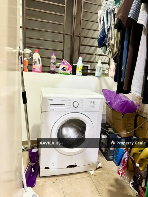 D Summit Residences Kempas Utama