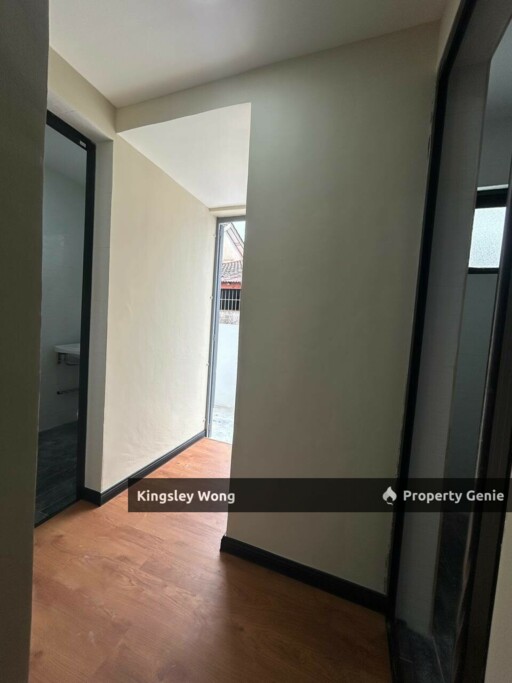 Bercham Single Storey Terrace House Near Chinese Area
