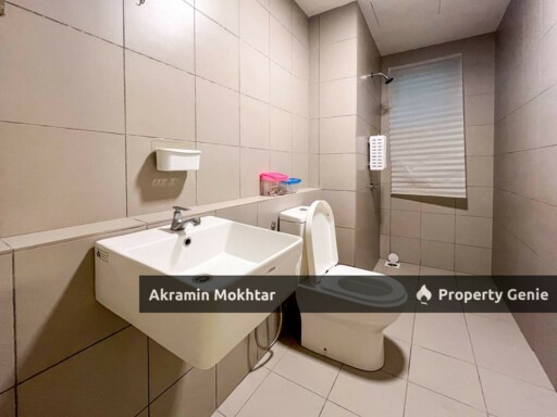 Freehold & 1 Parking | Lakefront Homes Condominium, Cyberjaya
