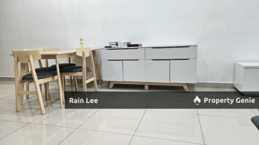 Fully Furnished /2Rooms Unit for Rent / With 1 Parking Lot / Near MRT & LRT Station
