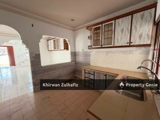 Jalan Semarak Bandar Utama Batang Kali Semi D 2-Storey For Sale