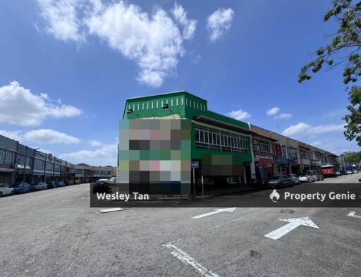 Bukit Piatu Mutiara Semabok 2 Storey Corner Shoplot Facing Main Road For Rent